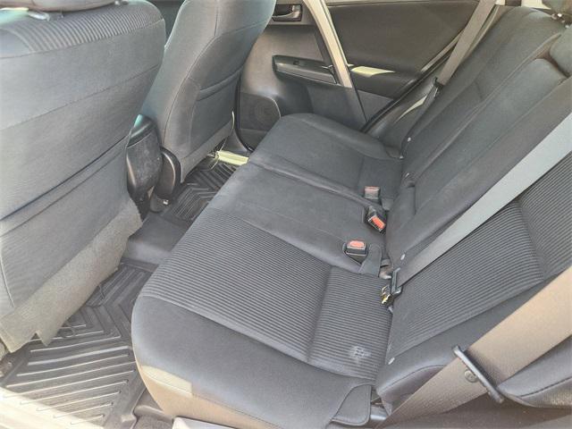 Photo of 2017 Silver Sky Metallic Toyota RAV4