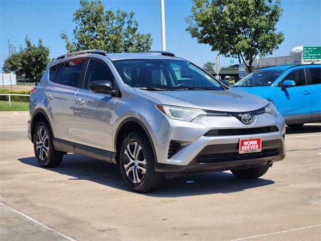 Photo of 2017 Silver Sky Metallic Toyota RAV4