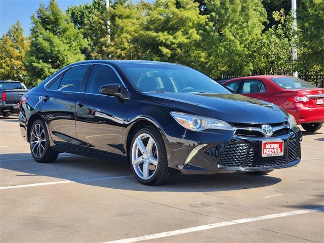 Photo of 2015 Attitude Black Toyota Camry
