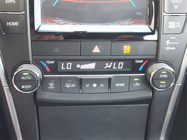 Photo of 2015 Attitude Black Toyota Camry
