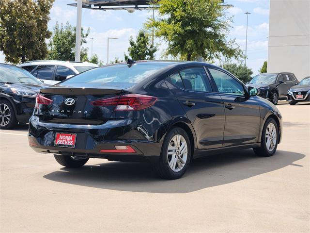 Photo of 2020 Phantom Black Hyundai ELANTRA