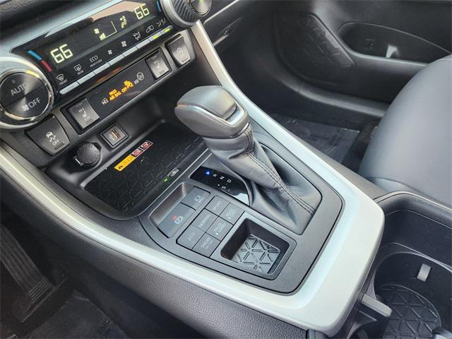 Photo of 2024 Silver Sky Metallic Toyota RAV4