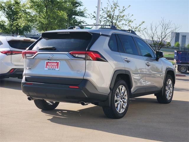 Photo of 2024 Silver Sky Metallic Toyota RAV4