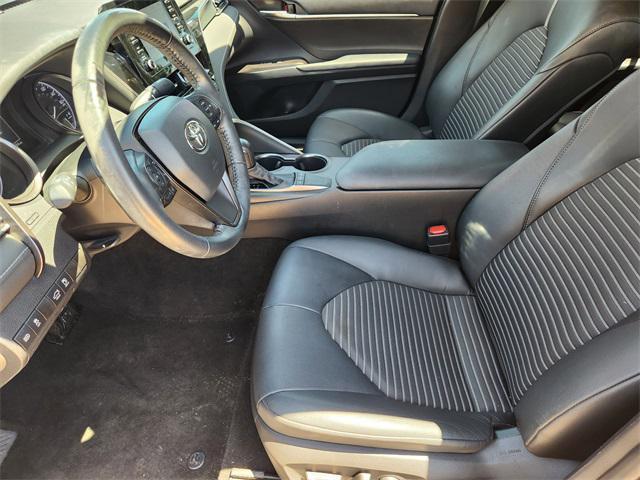 Photo of 2022 Midnight Black Metallic Toyota Camry