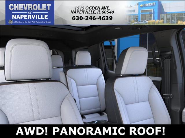 Photo of 2026 Stardust Metallic Chevrolet Traverse