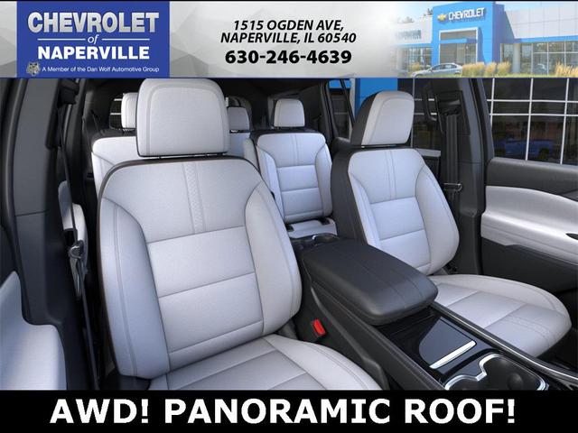 Photo of 2026 Stardust Metallic Chevrolet Traverse
