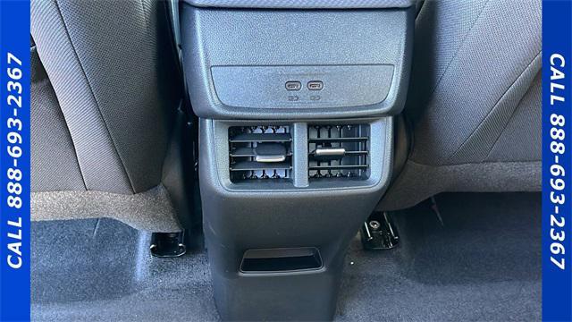 Photo of 2025 Lakeshore Blue Metallic Chevrolet Equinox