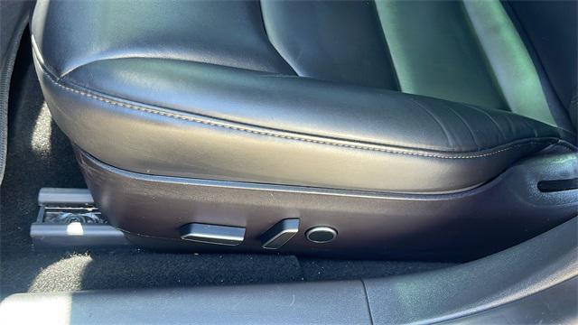 Photo of 2021 Midnight Silver Metallic Tesla Model 3