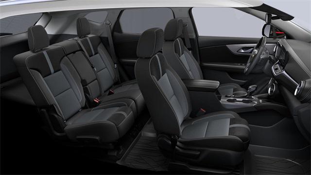 Photo of 2025 Summit White Chevrolet Blazer