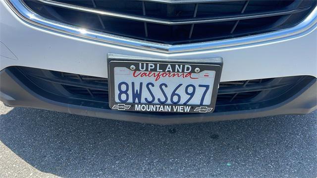 Photo of 2020 Summit White Chevrolet Equinox