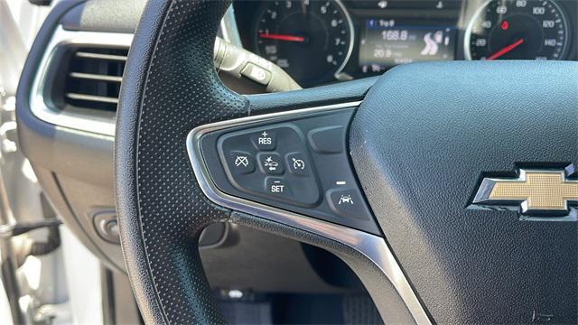 Photo of 2020 Summit White Chevrolet Equinox