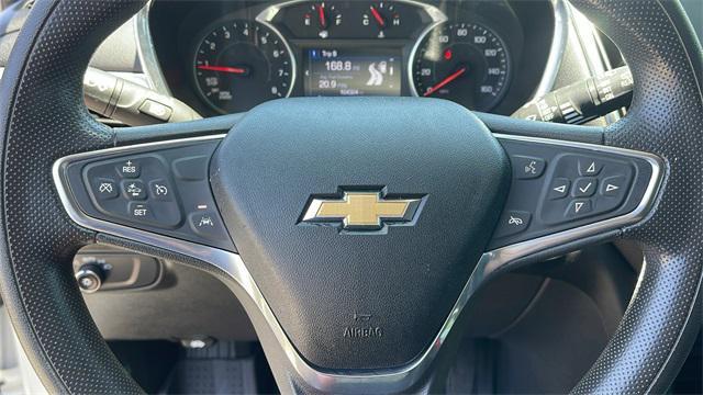 Photo of 2020 Summit White Chevrolet Equinox