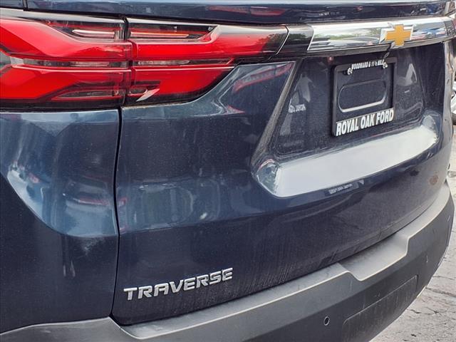 Photo of 2023 Northsky Blue Metallic Chevrolet Traverse