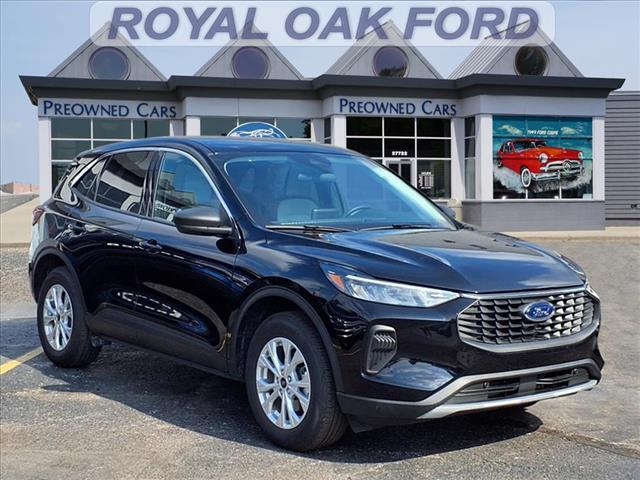 Photo of 2024 Agate Black Metallic Ford Escape