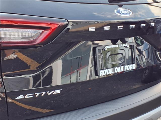 Photo of 2024 Agate Black Metallic Ford Escape