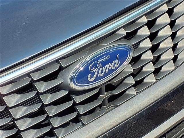 Photo of 2024 Agate Black Metallic Ford Escape
