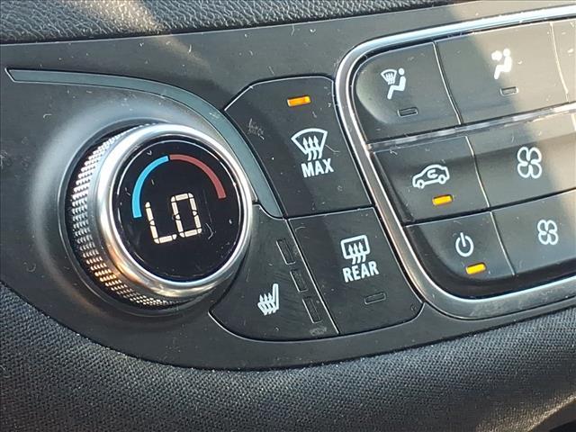 Photo of 2024 Summit White Chevrolet Malibu