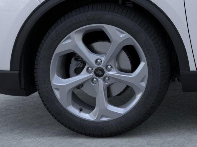 Photo of 2025 Space Silver Metallic Ford Escape