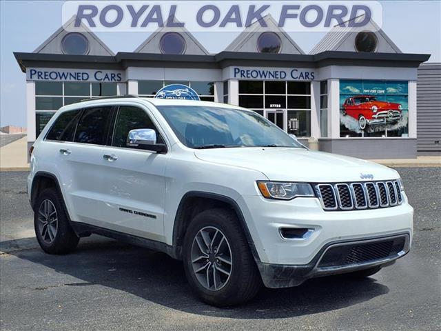 Photo of 2020 Bright White Clearcoat Jeep Grand Cherokee