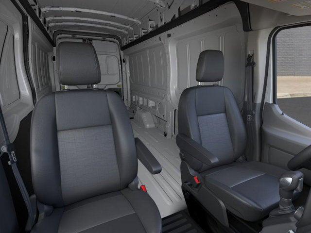 Photo of 2025 Oxford White Ford Transit-250