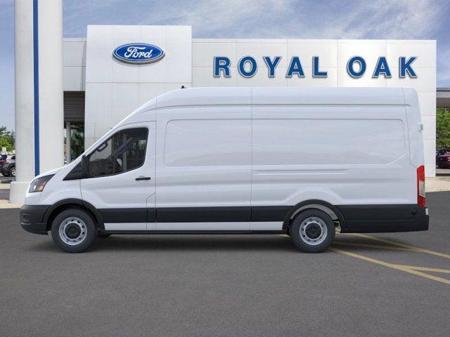 Photo of 2025 Oxford White Ford Transit-250