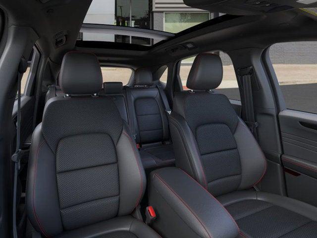 Photo of 2025 Star White Metallic Tri-Coat Ford Escape