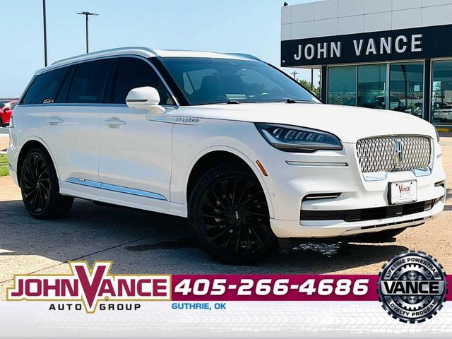 Photo of 2022 Pristine White Metallic Tri-Coat Lincoln Aviator