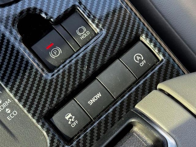 Photo of 2022 Wind Chill Pearl Toyota Highlander