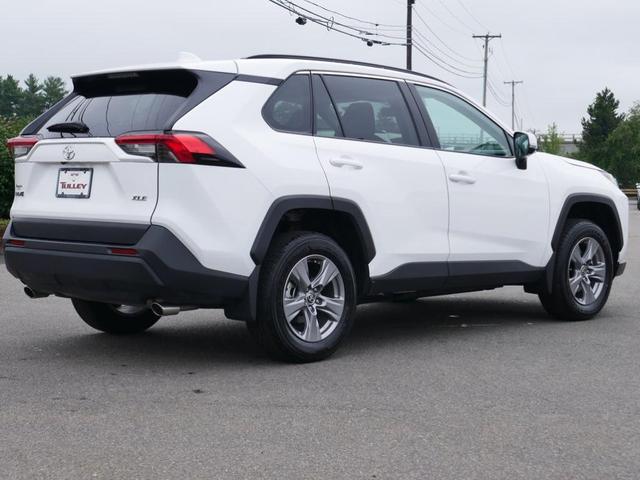 Photo of 2024 White Toyota RAV4