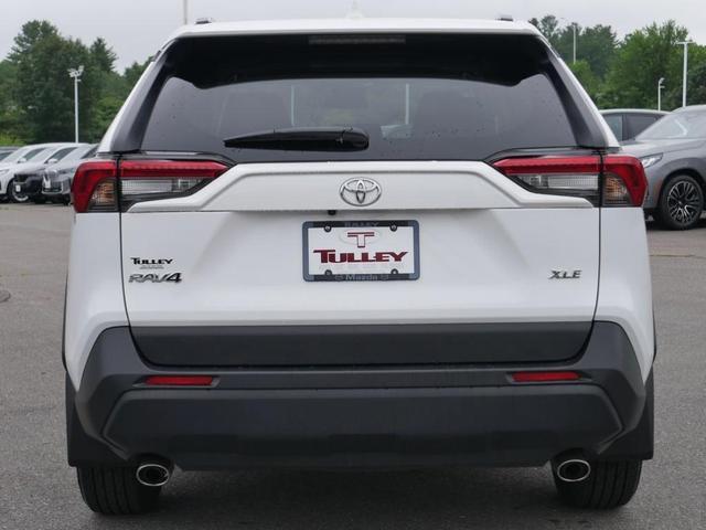Photo of 2024 White Toyota RAV4