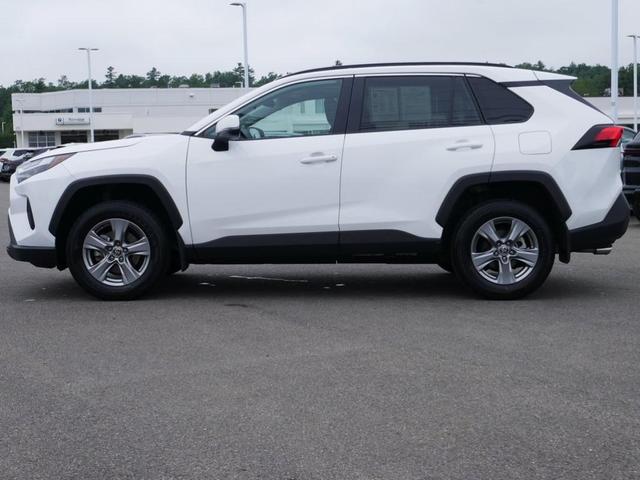 Photo of 2024 White Toyota RAV4