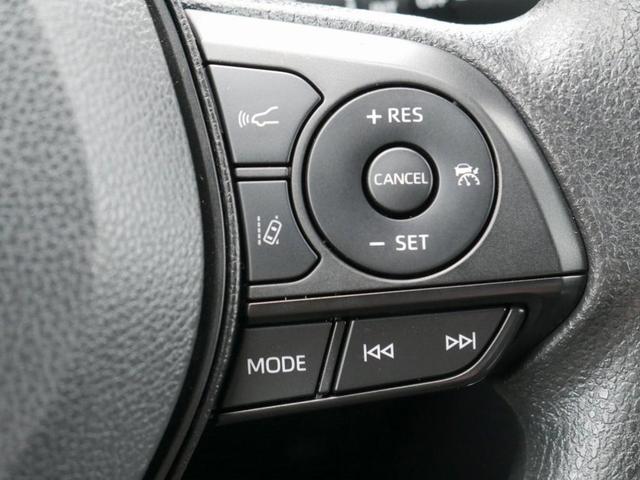 Photo of 2024 White Toyota RAV4