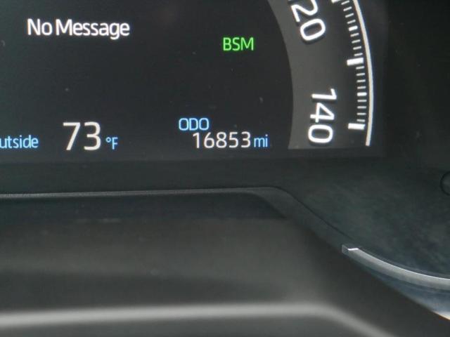Photo of 2024 White Toyota RAV4