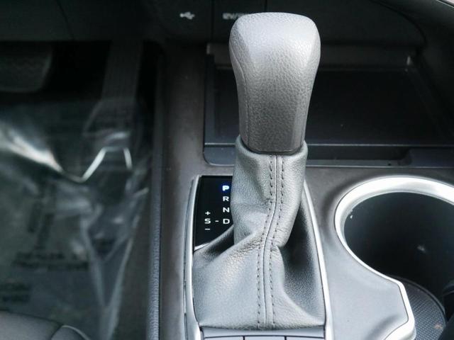 Photo of 2023 Silver Toyota Camry