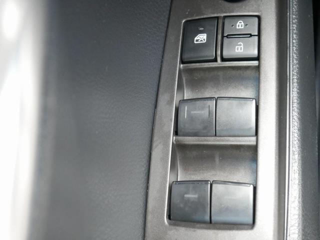 Photo of 2023 Silver Toyota Camry