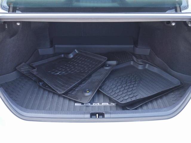 Photo of 2023 Silver Toyota Camry