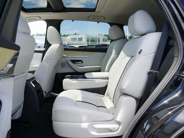 Photo of 2025 Jet Black Mica Mazda CX-90