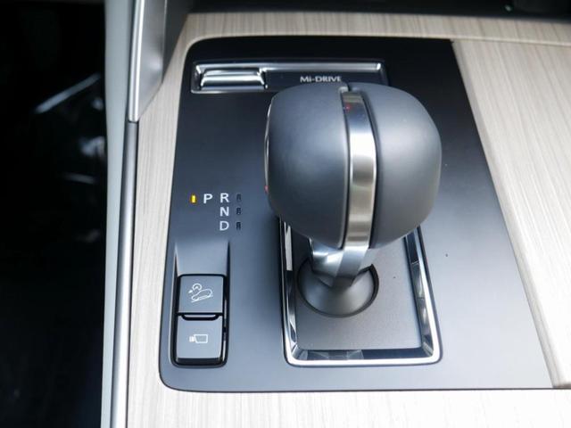 Photo of 2025 Machine Gray Metallic Mazda CX-90