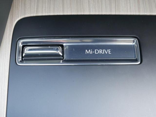 Photo of 2025 Machine Gray Metallic Mazda CX-90