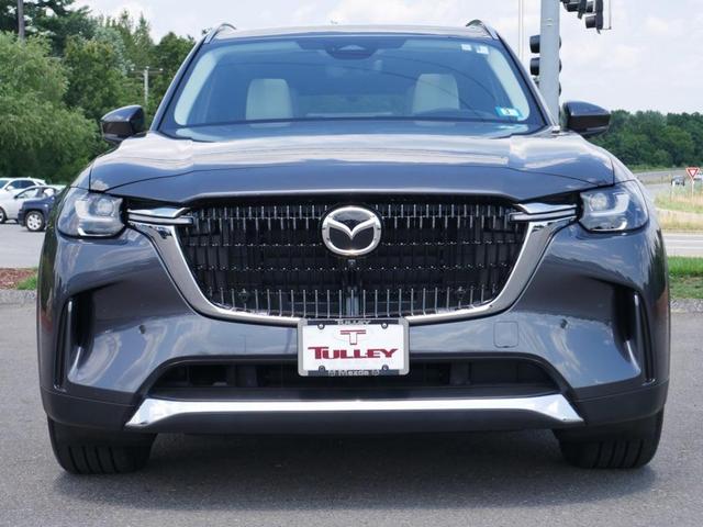 Photo of 2025 Machine Gray Metallic Mazda CX-90