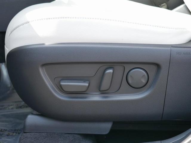 Photo of 2025 Machine Gray Metallic Mazda CX-90