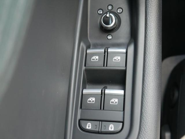 Photo of 2021 Manhattan Gray Metallic Audi A4 allroad