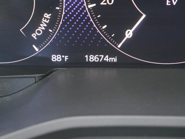 Photo of 2024 Rhodium White Metallic Mazda CX-90 PHEV