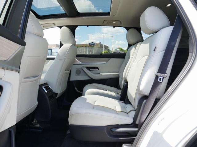 Photo of 2024 Rhodium White Metallic Mazda CX-90 PHEV