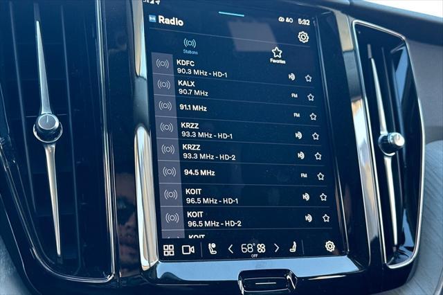 Photo of 2025 Grey Volvo XC60 Plug-In Hybrid
