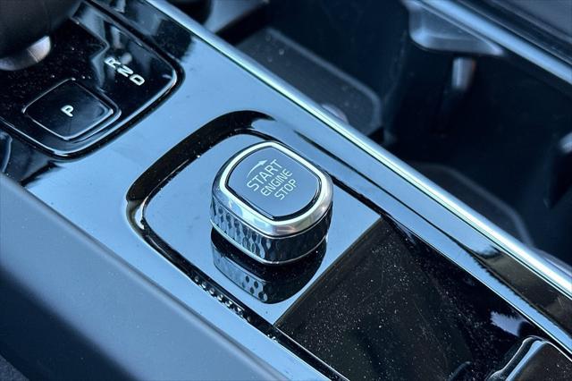 Photo of 2025 Grey Volvo XC60 Plug-In Hybrid