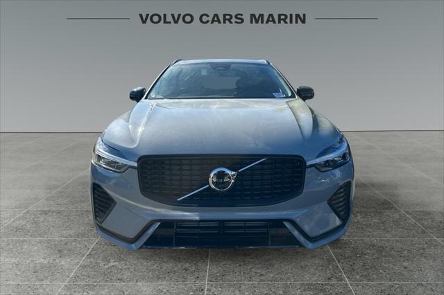 Photo of 2025 Grey Volvo XC60 Plug-In Hybrid