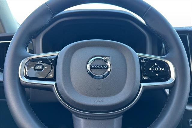 Photo of 2025 Grey Volvo XC60 Plug-In Hybrid