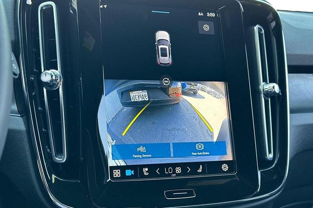 Photo of 2023 Grey Volvo XC40 Recharge Pure Electric