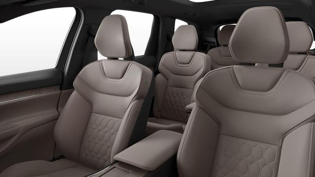 Photo of 2025 Denim Blue Volvo EX90